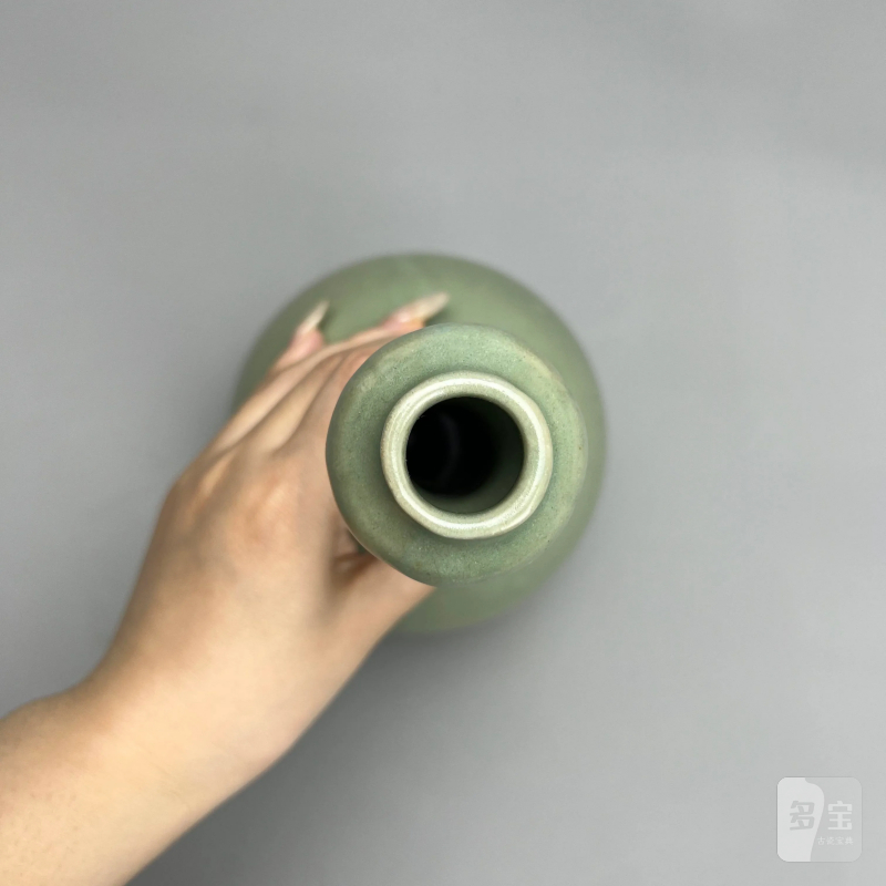 明代 梅子青釉蒜头瓶 - 图6